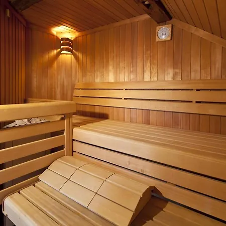 Hotel Angerbraeu 3*