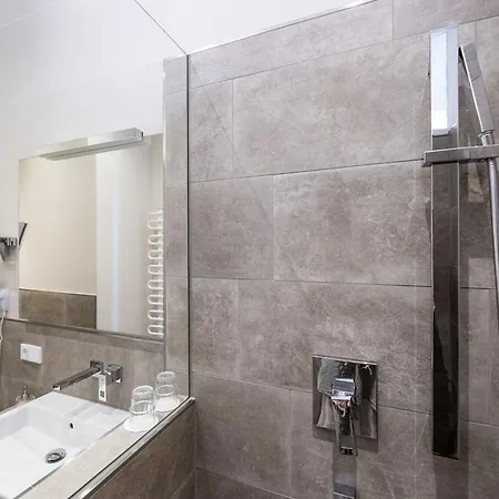 安格布拉酒店 酒店